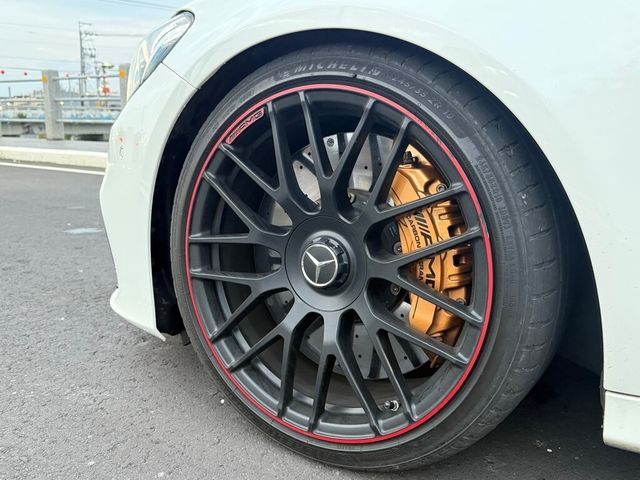 M-BENZ賓士 C63 AMG  第9張相片