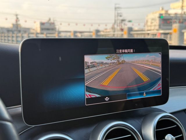 M-BENZ賓士 C300  第13張相片