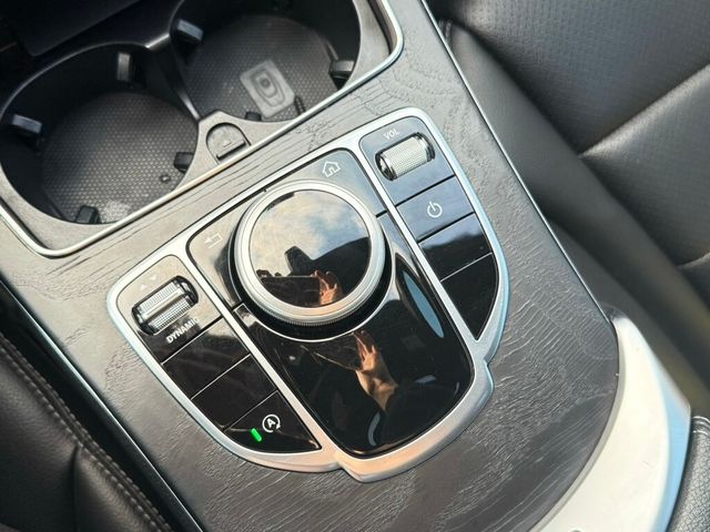 M-BENZ賓士 C300  第15張相片