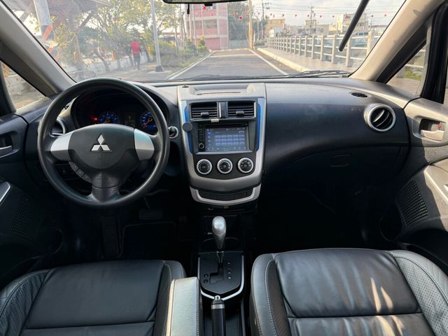 MITSUBISHI三菱 COLT PLUS  第5張相片