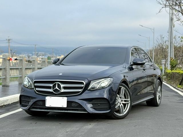 M-BENZ賓士 E250  第1張相片