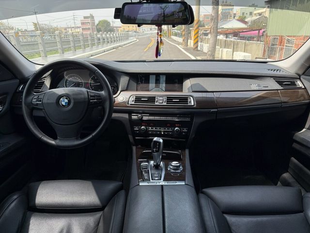 BMW寶馬 740LI LUXURY  第5張相片