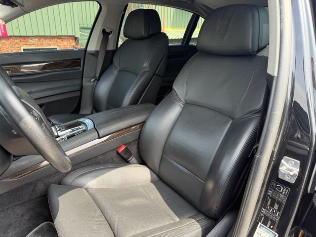 BMW寶馬 740LI LUXURY  第6張相片