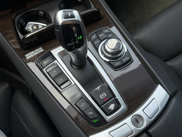 BMW寶馬 740LI LUXURY  第8張相片
