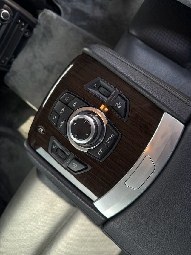 BMW寶馬 740LI LUXURY  第9張相片