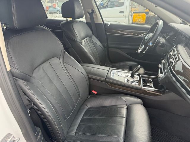 BMW寶馬 730  第7張相片