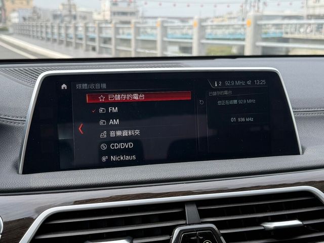 BMW寶馬 730  第12張相片