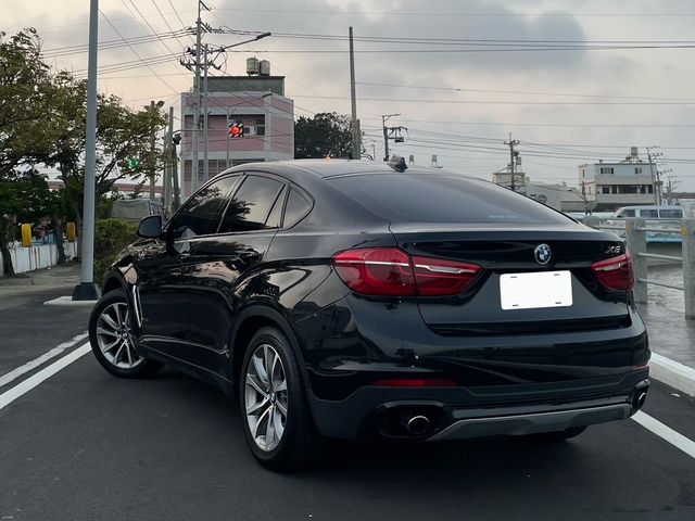 BMW寶馬 X6 XDRIVE35I  第2張相片