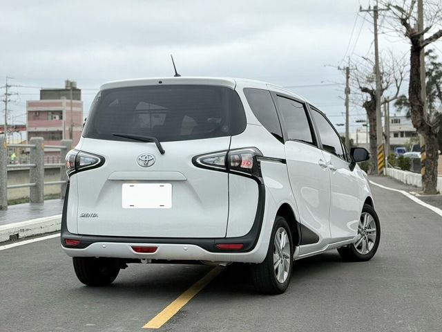 TOYOTA豐田 SIENTA  第3張相片