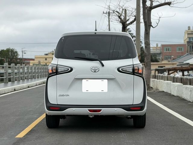 TOYOTA豐田 SIENTA  第7張相片