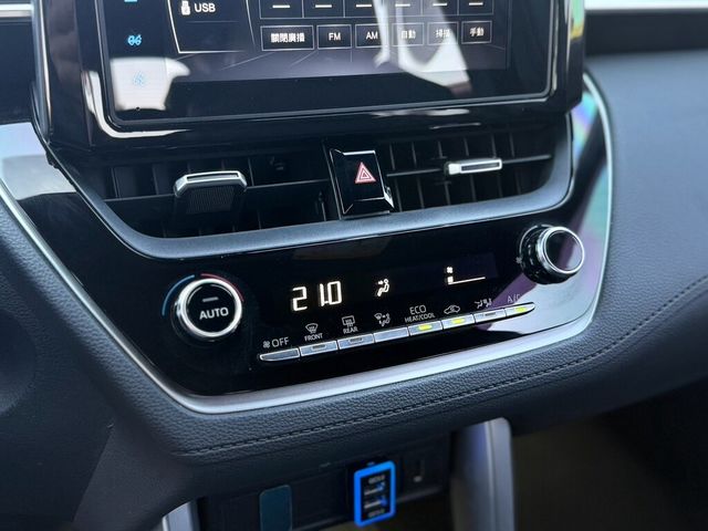 TOYOTA豐田 COROLLA CROSS HYBRID  第14張相片