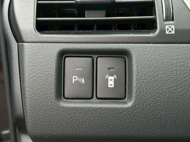 TOYOTA豐田 CAMRY  第12張相片