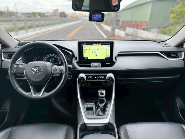 TOYOTA豐田 RAV4  第5張相片