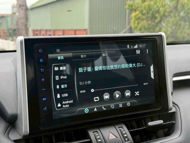 TOYOTA豐田 RAV4  第11張相片