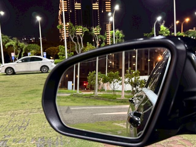 M-BENZ賓士 C300  第14張相片
