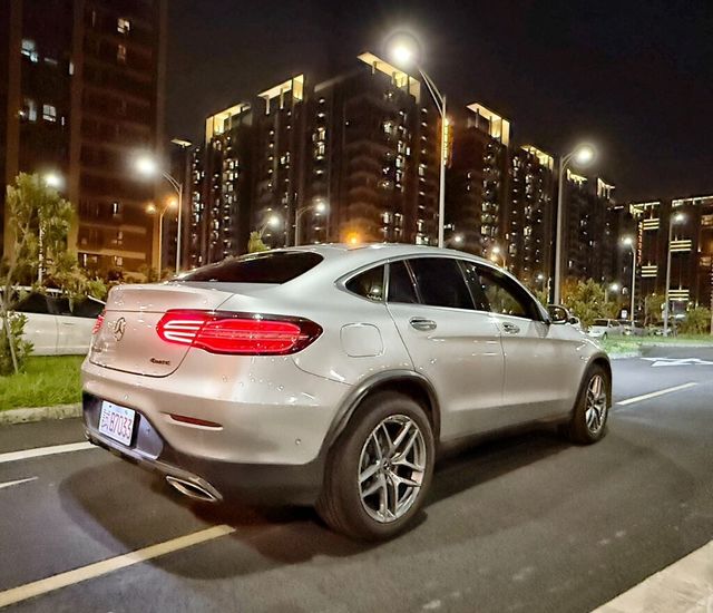 M-BENZ賓士 GLC250  第2張相片