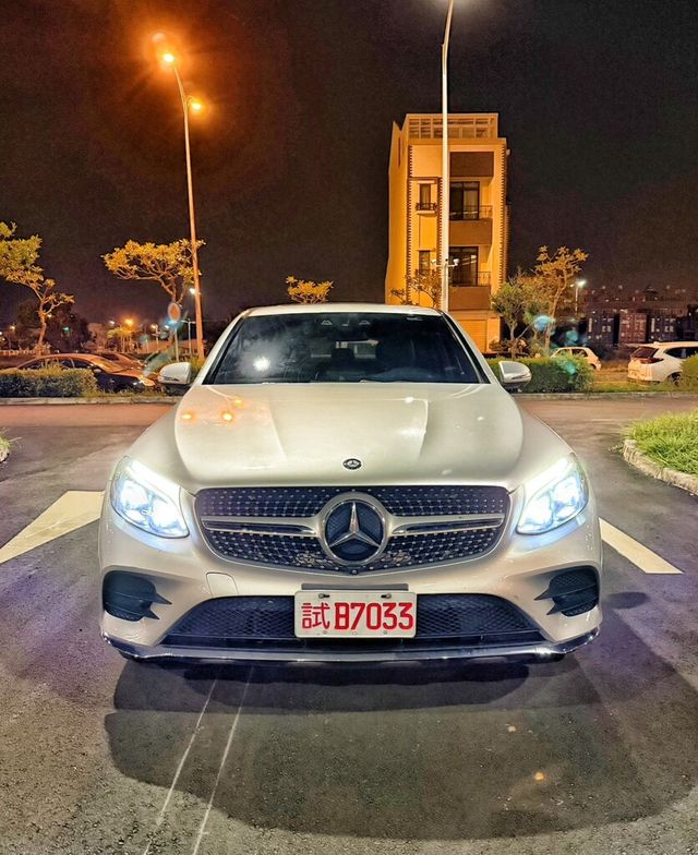 M-BENZ賓士 GLC250  第3張相片