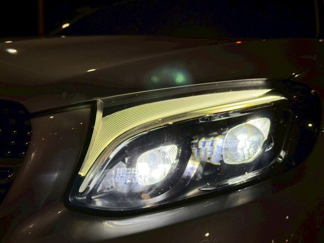 M-BENZ賓士 GLC250  第10張相片