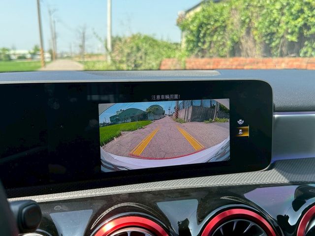 M-BENZ賓士 A250  第9張相片