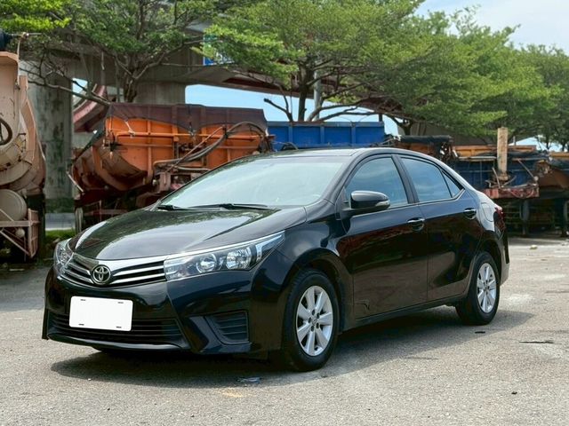 TOYOTA豐田 ALTIS  第1張相片