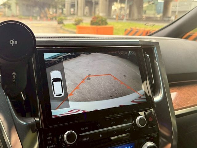 TOYOTA豐田 ALPHARD  第11張相片
