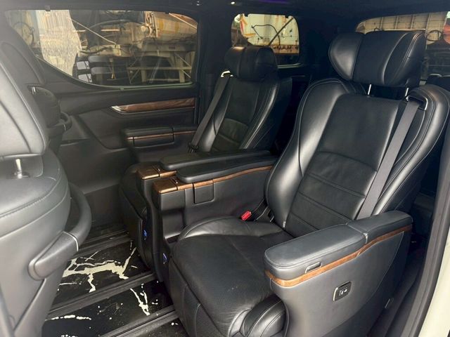 TOYOTA豐田 ALPHARD  第18張相片