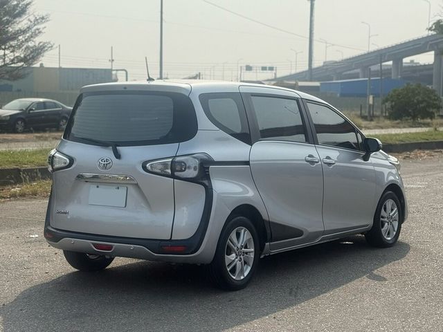 TOYOTA豐田 SIENTA  第2張相片