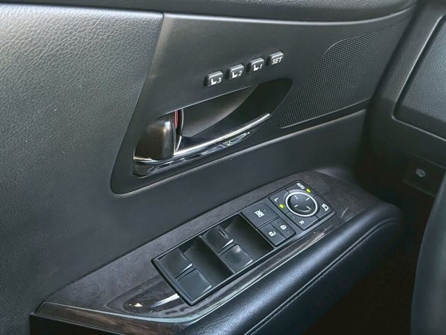 LEXUS凌志 RX450H  第11張相片