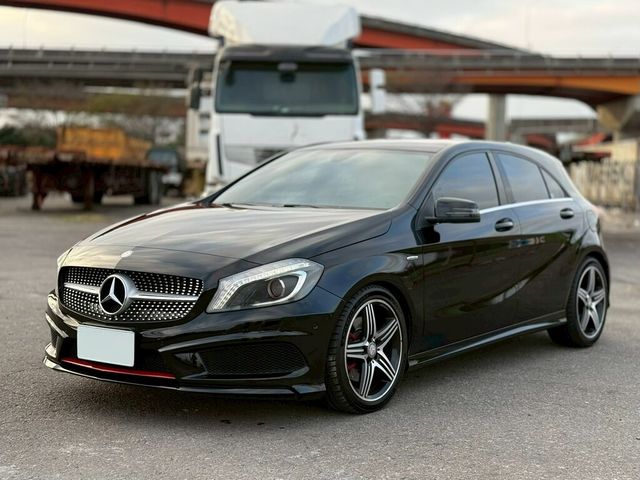 M-BENZ賓士 A250  第1張相片