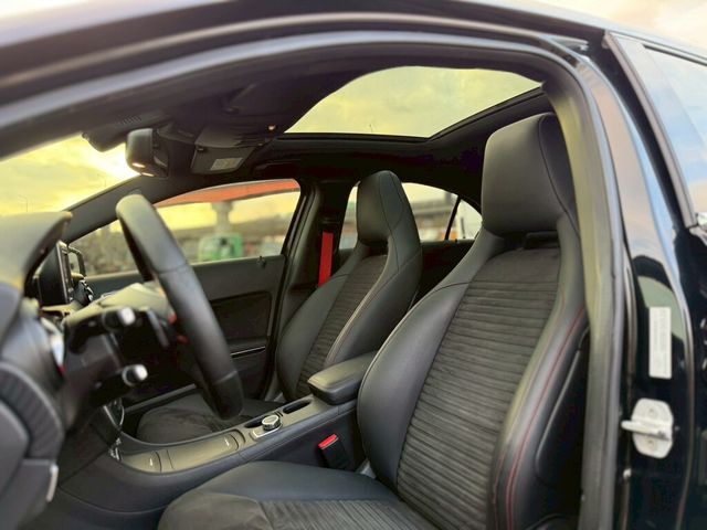 M-BENZ賓士 A250  第6張相片