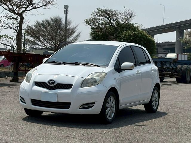 TOYOTA豐田 YARIS  第1張相片