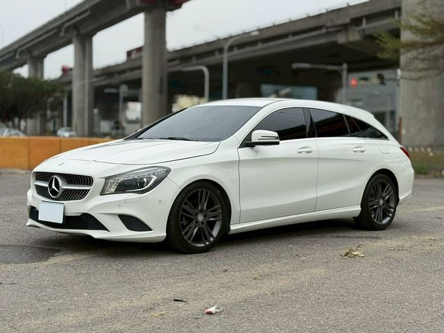 M-BENZ賓士 CLA200  第1張相片