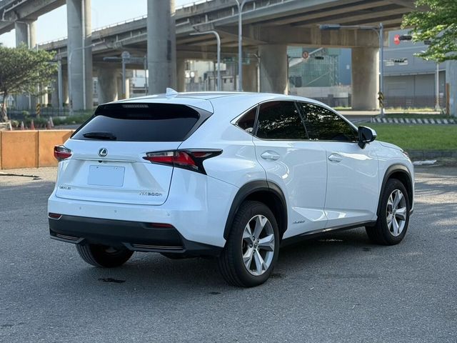 LEXUS凌志 NX300H  第2張相片