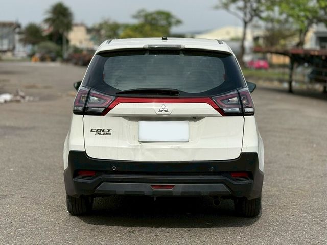 MITSUBISHI三菱 COLT PLUS  第4張相片