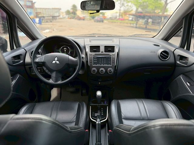 MITSUBISHI三菱 COLT PLUS  第6張相片