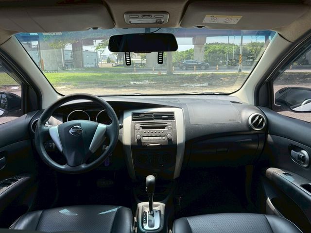 NISSAN日產 LIVINA  第6張相片