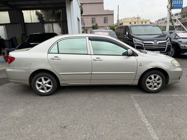 TOYOTA豐田 ALTIS  第1張相片