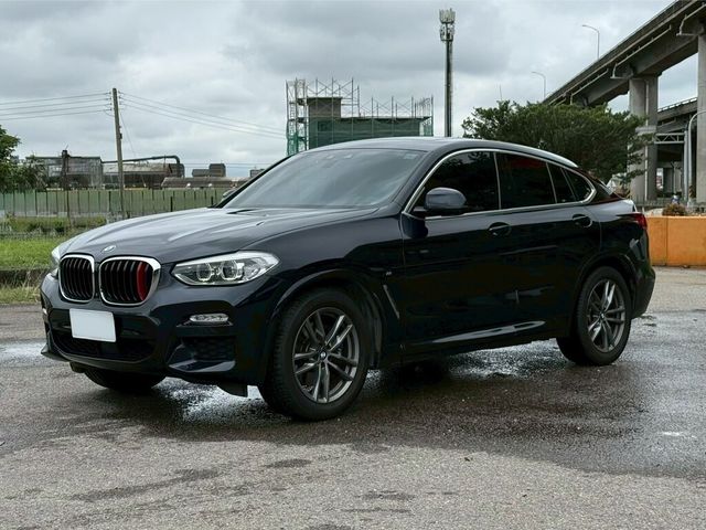 BMW寶馬 X4 XDRIVE30I  第1張相片