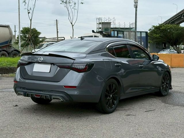 NISSAN日產 SENTRA  第2張相片