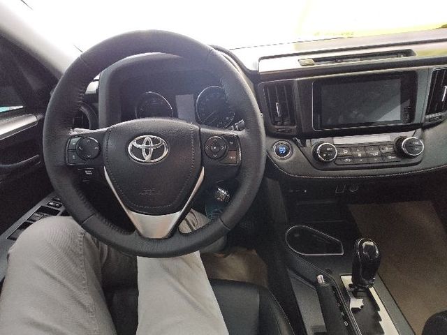 RAV4 2.0  第8張相片
