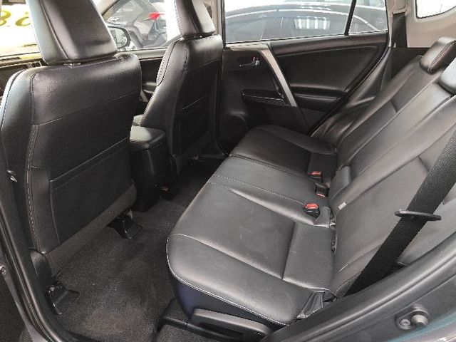 RAV4 2.0  第10張相片