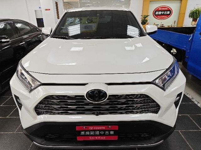 RAV4 2.0  第2張相片