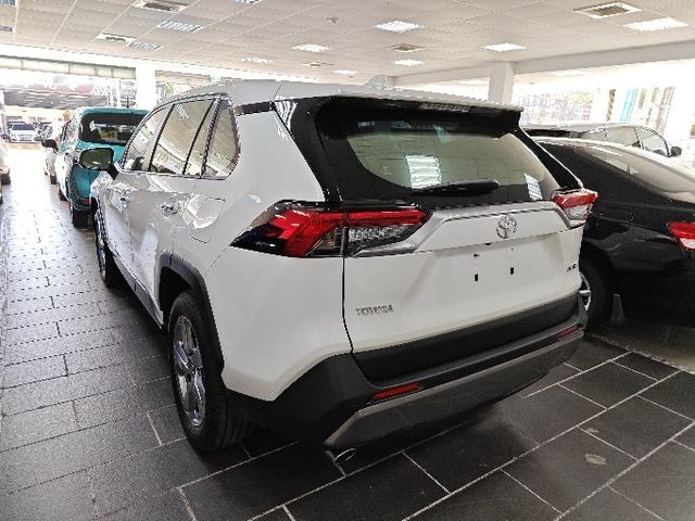 RAV4 2.0  第4張相片