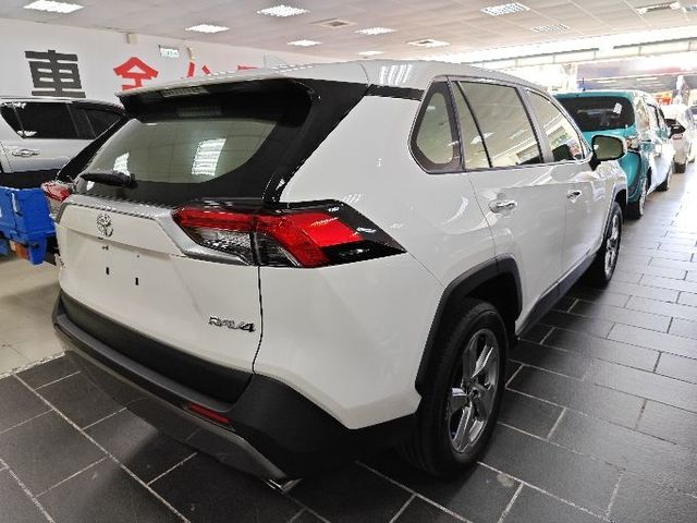 RAV4 2.0  第6張相片