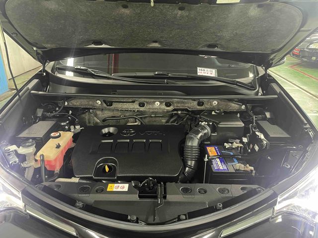 RAV4 2.0  第10張相片