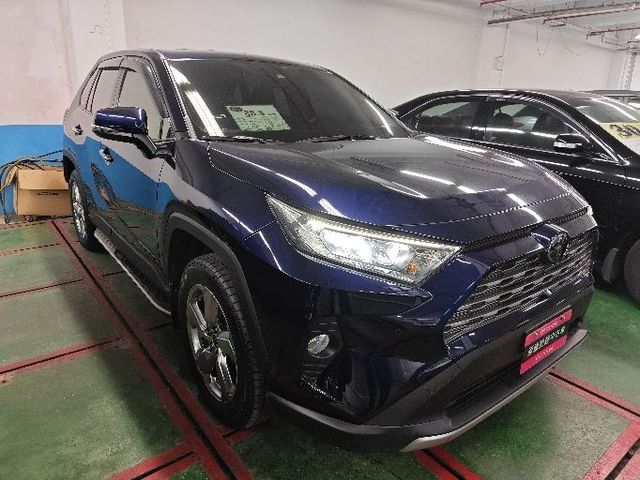 RAV4 2.0  第3張相片