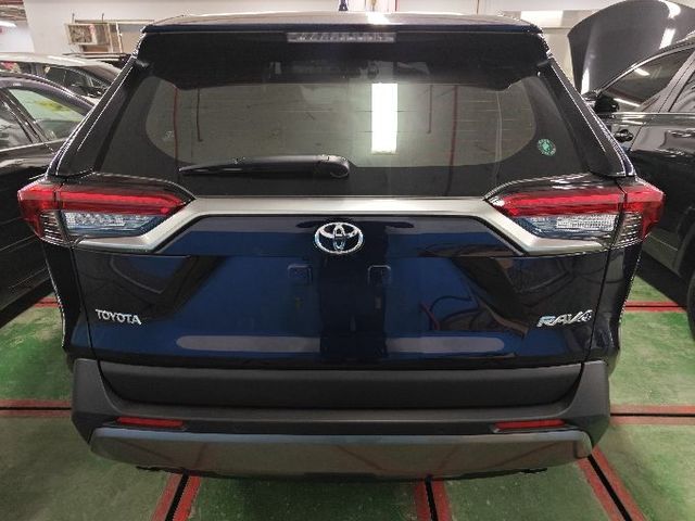 RAV4 2.0  第5張相片