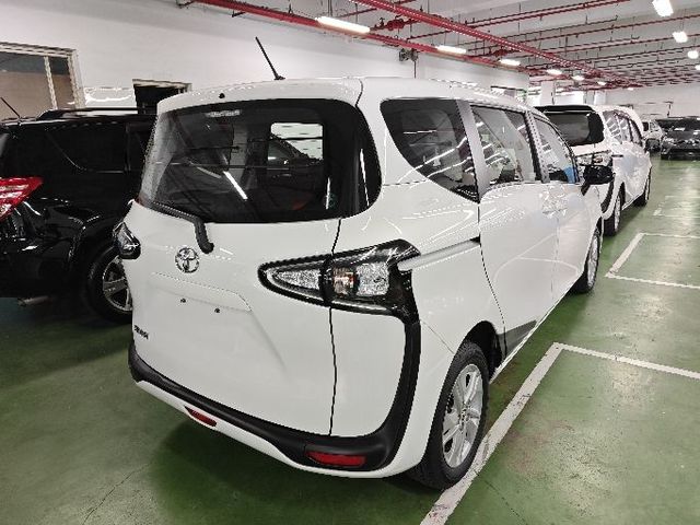 SIENTA 1.5  第4張相片