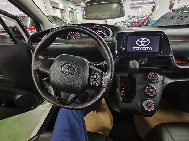 SIENTA 1.5  第8張相片