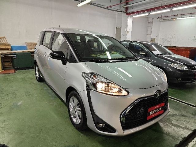 SIENTA 1.8  第3張相片